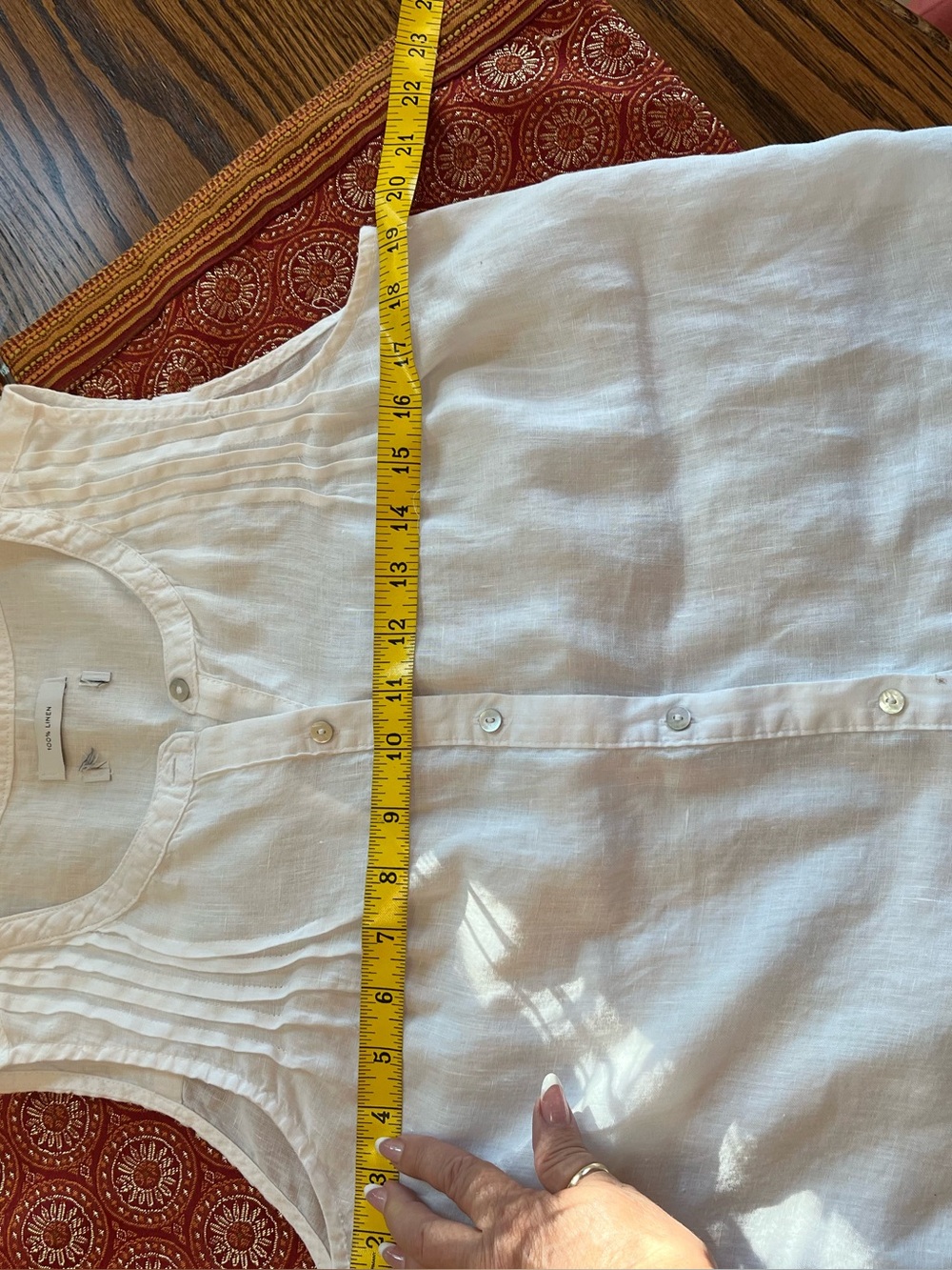 White 100% Linen Button-Front Sleeveless Top - Picture 9 of 9